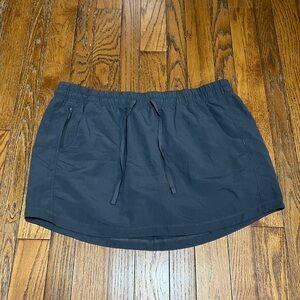 The North Face Skort XL Grey
